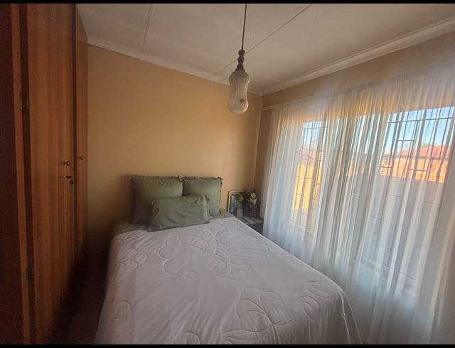 2 BEDROOM HOUSE FOR SALE IN SEBOKENG ZONE 6